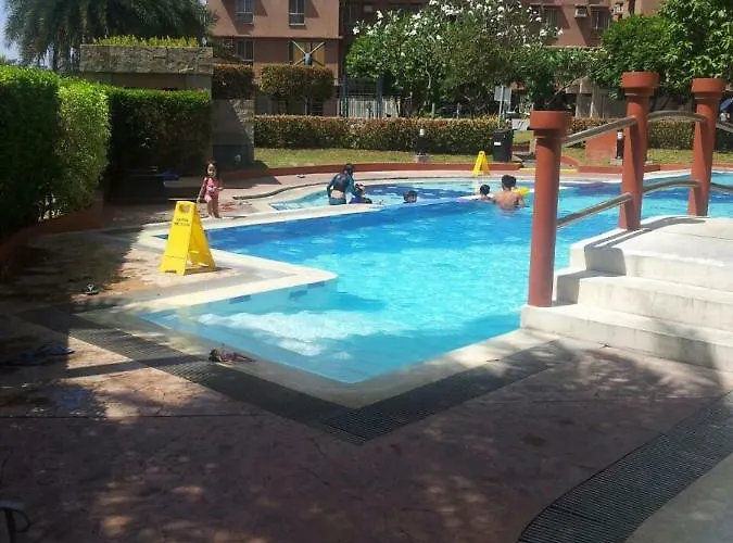 Apartment 2br Avida Tower Near Naia Airport *